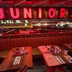 Dinner at Juniors after the show