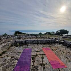 Yoga am Morgen darf natürlich nicht fehlen