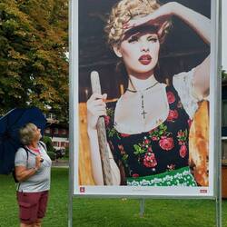 Jetzt will sie auch ein Dirndl!