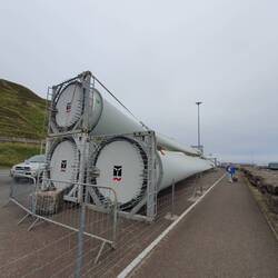 Us däm gits äs Windredli wes fertig isch.