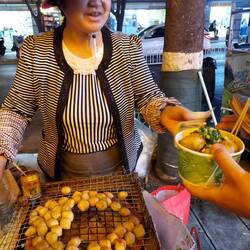 Snack-Tofu am Straßenrand