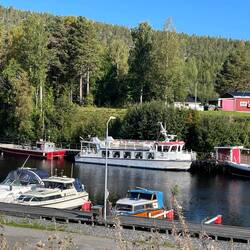 Köpmanholmen, Hafen
