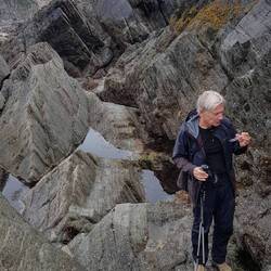 Der (Hobby)Geologe nimmt alles unter die Lupe