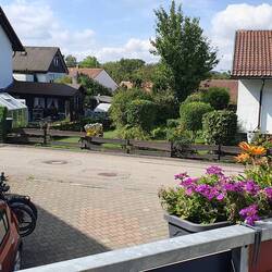 Zwischen Stopp bei Freunden