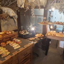 Lunch break at the bakery "Charm" in Uchiko