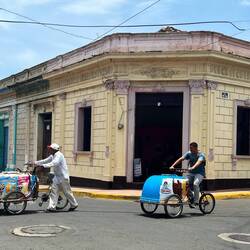 Eisverkäufer im Zentrum 🍦