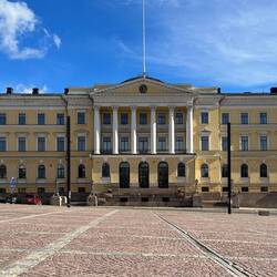 Regierungspalast am Senatsplatz