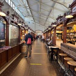 Markthalle von innen