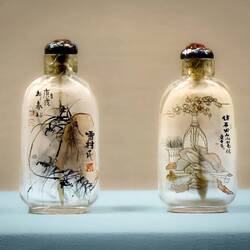 Glass snuff bottles (painted on the inside) ... 19th century Qing Dynasty — National Palace Museum.