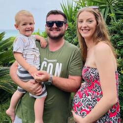 Family of 3 1/2 ... ❤️