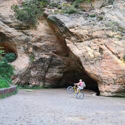 'Gutmann' Sand Höhle