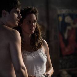 Im Dunkeln ist... zwischen Alma und Oskar in jedem Fall