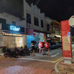 Couillons qui marchent de nuit (Péquin Moyen)