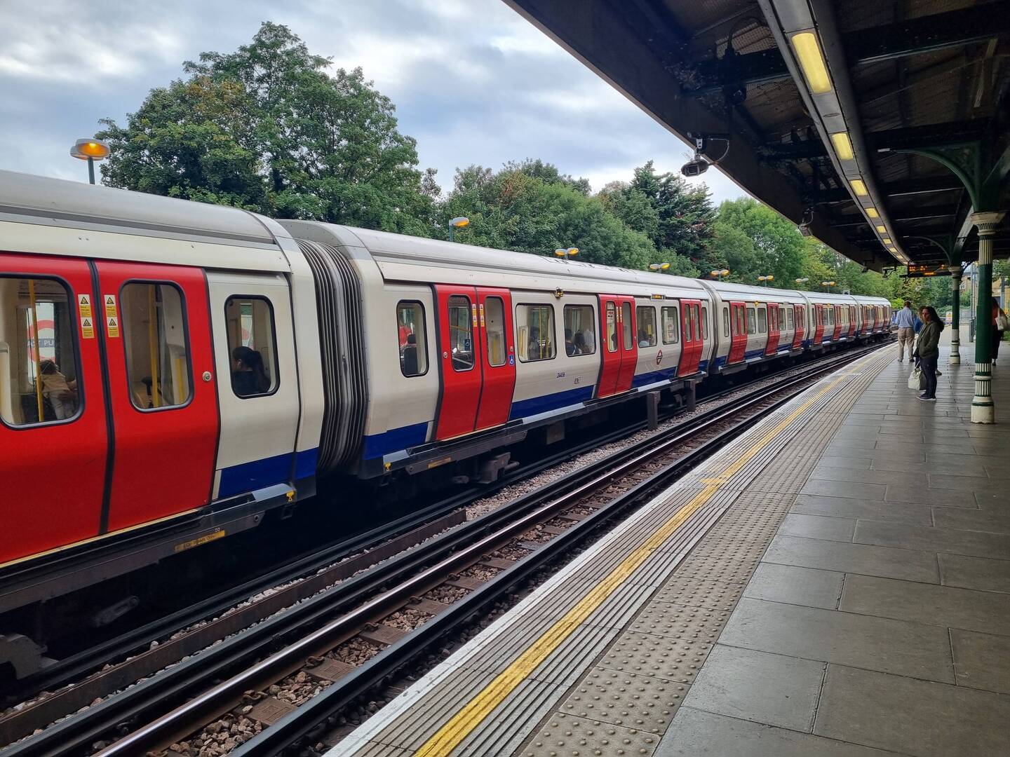East Putney Station