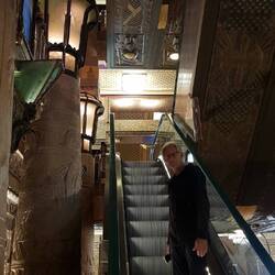 Harrods - Luxus im ägypt. Stil