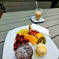 Stärkung in der Halbzeit um eine weitere Runde durch den Park zu gehen
