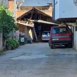 I wouldn't be putting my car here.