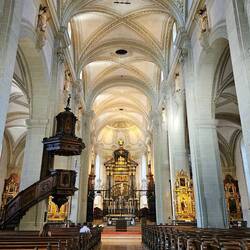 Interior of Church of St. Leodegar, from 1600s