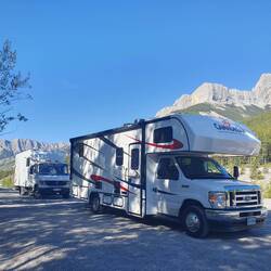 Was man hier mit 21 alles fahren darf. Unser Sohn war mega stolz.