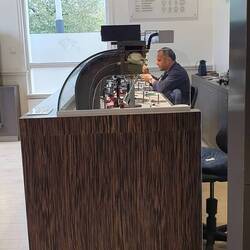 Diamantschleifer bei der Arbeit