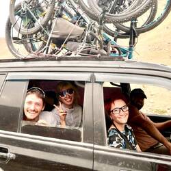 Lustige russische Radfahrer.