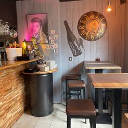 Le Bar à K