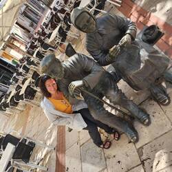 Cute statue in Burgos.