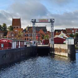 Na een kwartiertje ben ik aan de overkant.