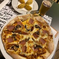 Bolinho de Bacalhau 3€ and Pizza Romana 7.50€