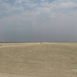 Der Weg ins NICHTS! Die Etosha Salzpfanne.
