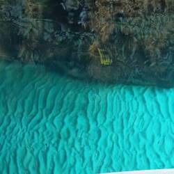 klasklares Wasser in den Höhlen