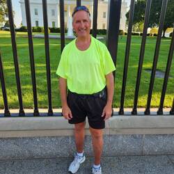 Tom in front of the White House