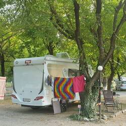 AUF DEM CAMPINGPLATZ