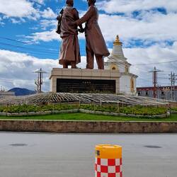 Mao und die Mönche: Hier in Harmonie