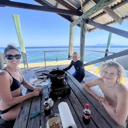 Butter ckn lunch on the jetty