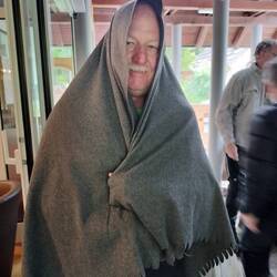 Rob cold at coffee stop