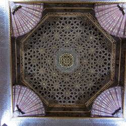 Plafond du salon oriental