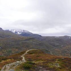Da mittig rechts ist die Straße zu erkennen