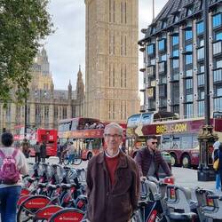 Sir Italo en la tan esperada foto del Big Ben !! 🤩