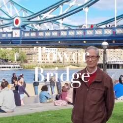 Sir Italo frente al Puente