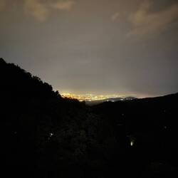 Aussicht von Minca nach Santa Marta bei Nacht
