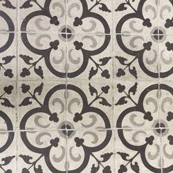 Old tilework ... I remember a similar floor in my grandfather's hotel ... Pagy Mansion — Bornova, İz