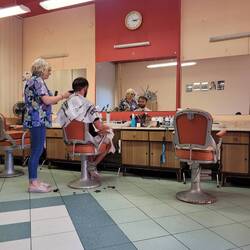 Schneiden für uns beide: 20Eur