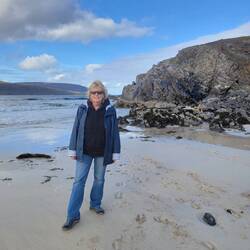 I could walk these beaches all day. Between the cave and beach 20k steps by lunch.