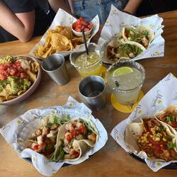 The BEST halloumi tacos