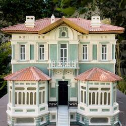 Model of the Bardisbanian Mansion ... locally known as the Green Mansion — Arkas Sanat, Bornova.