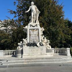 Monument to Mozart