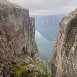 The view between the cliff faces