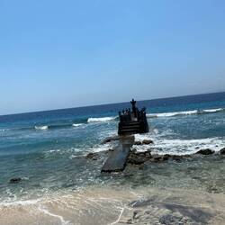 Altar mitten im Meer
