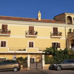 Lovely sea front apt. in Ciro